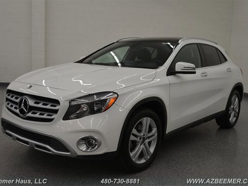 Used 2018 Mercedes-Benz GLA 250 4MATIC w/ Premium Package image 3