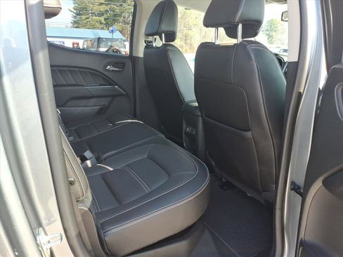 Used 2022 GMC Canyon Denali image 9