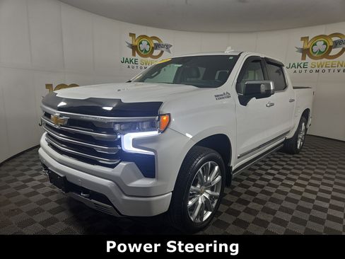 Certified 2025 Chevrolet Silverado 1500 High Country image 3