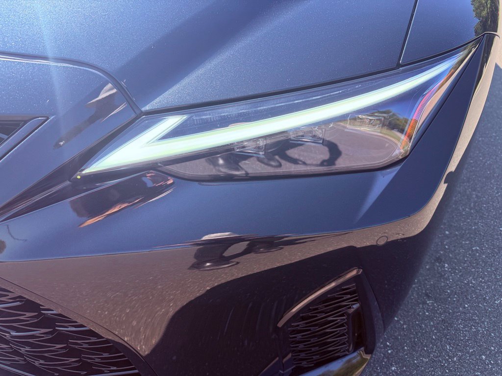 Certified 2025 Lexus IS 500 w/ Accessory Package 2 RWD image 9