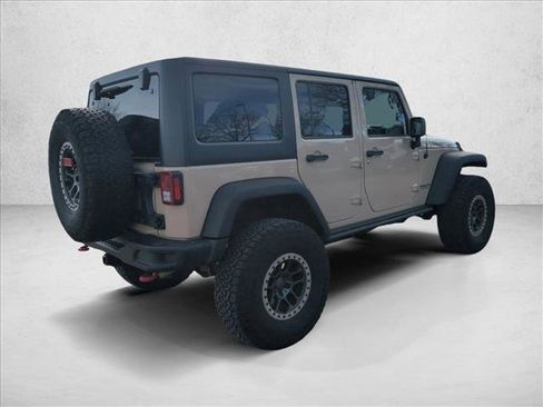 Used 2016 Jeep Wrangler Unlimited Rubicon image 5