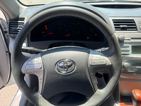 Used 2008 Toyota Camry XLE FWD image 11