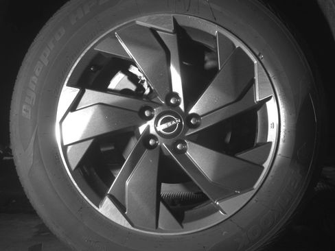 Used 2025 Nissan Rogue SV AWD/4WD image 12