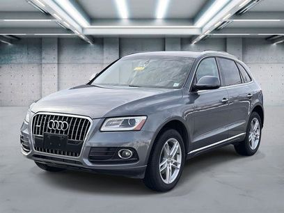 Used 2017 Audi Q5 2.0T Premium Plus w/ Technology Package