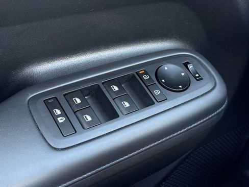 Certified 2025 Hyundai Santa Fe SEL FWD image 18