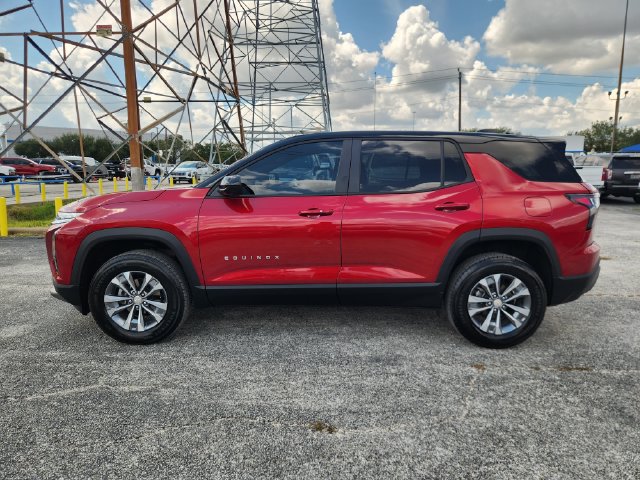 Used 2026 Chevrolet Equinox LT w/ Safety and Technology Package FWD image 4