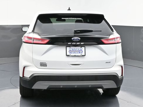 Used 2023 Ford Edge SEL image 6