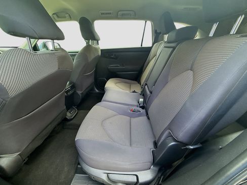 Used 2023 Toyota Highlander L image 22