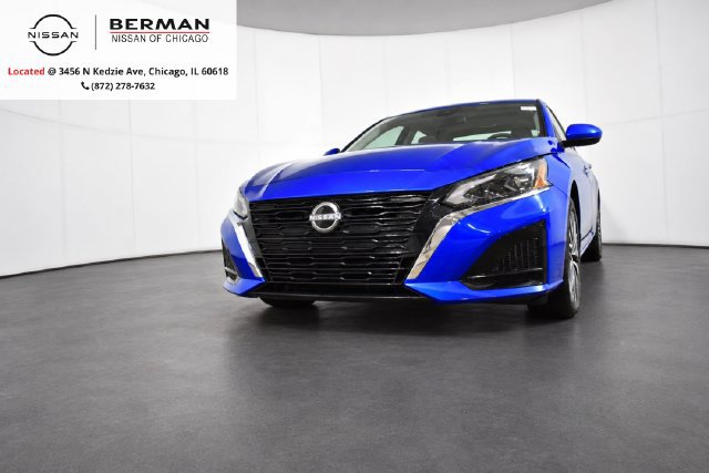 Certified 2025 Nissan Altima 2.5 SV w/ SV Premium Package AWD/4WD image 1