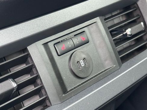 Used 2024 Ford F350 Lariat w/ Lariat Ultimate Package image 9