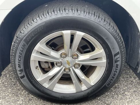 Used 2012 Chevrolet Equinox LS image 31