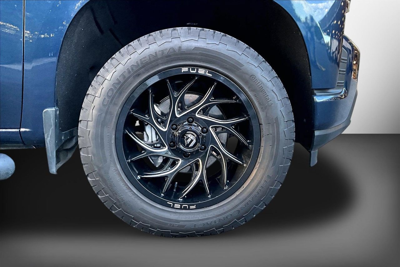 Used 2022 Chevrolet Silverado 1500 RST w/ Z71 Off-Road Package AWD/4WD image 33