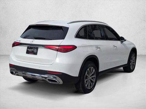 New 2026 Mercedes-Benz GLC 300 GLC 300 image 2