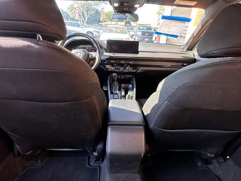 Used 2023 Honda Accord Sport image 11