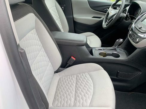 Certified 2018 Chevrolet Equinox LS AWD/4WD image 26