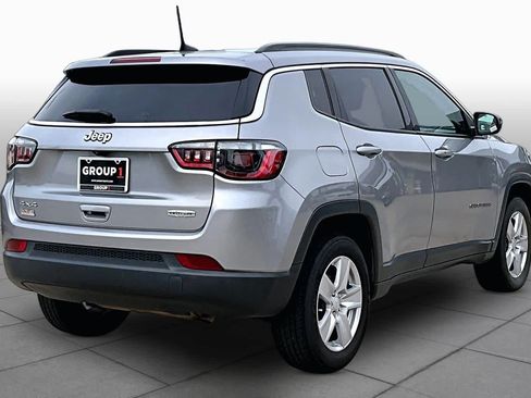 Used 2022 Jeep Compass Latitude AWD/4WD image 14