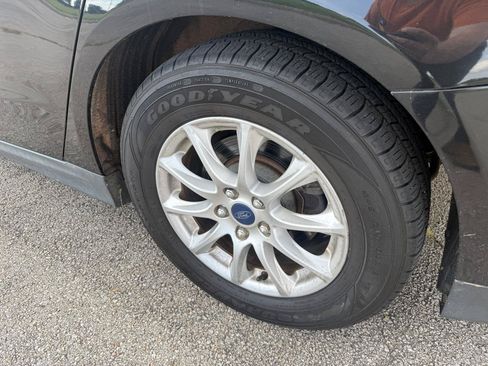 Used 2015 Ford Fusion S FWD image 8