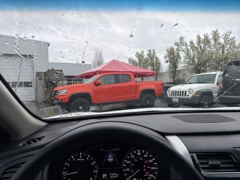 Used 2015 Nissan Altima 2.5 S w/ Power Driver Seat Package image 16