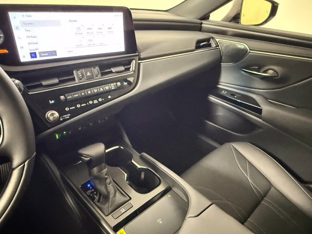 Used 2025 Lexus ES 350 Ultra Luxury w/ Accessory Package (Z2) FWD image 30