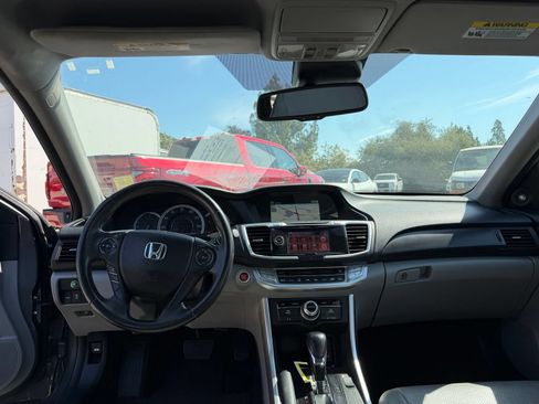 Used 2014 Honda Accord EX-L image 11