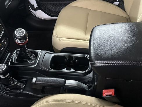 Used 2018 Jeep Wrangler Unlimited Sahara w/ Dual Top Group image 19