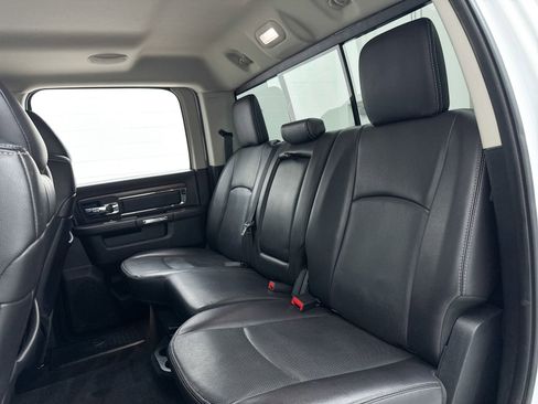 Used 2016 RAM 1500 Laramie w/ Convenience Group image 30