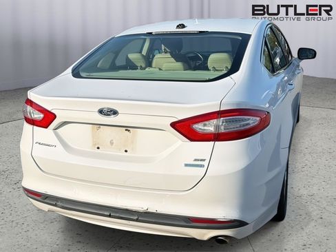 Used 2013 Ford Fusion SE FWD image 9