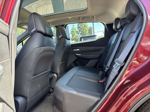 New 2026 Nissan Leaf Platinum+ image 21