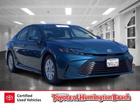 Certified 2026 Toyota Camry LE w/ Convenience Package image 1