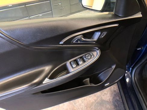 Used 2016 Chevrolet Malibu LT w/ Leather Package image 12