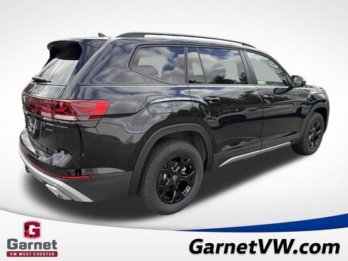 New 2026 Volkswagen Atlas Peak Edition image 5