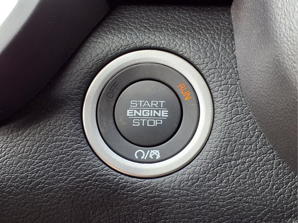 New 2026 RAM 2500 Laramie w/ Night Edition AWD/4WD image 13