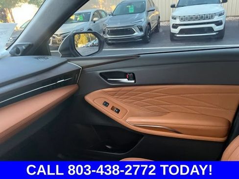 Used 2021 Toyota Avalon Limited w/ Advanced Safety Package FWD image 30