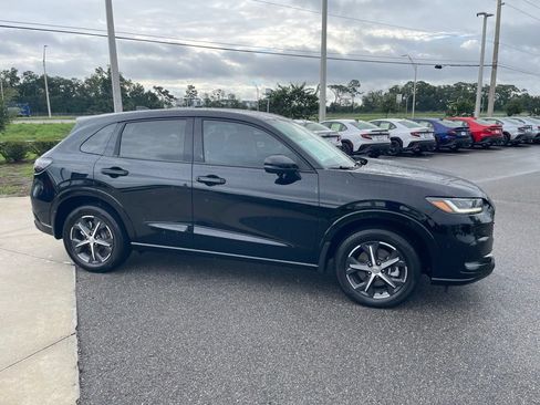 Used 2023 Honda HR-V EX-L image 4