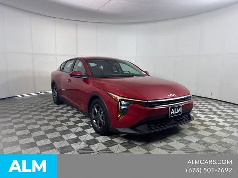 Used 2025 Kia K4 FWD image 3