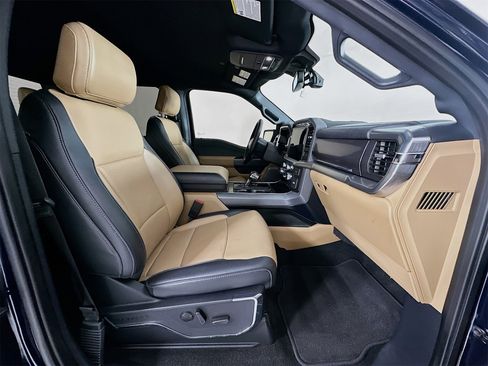 Used 2022 Ford F150 Lariat image 29