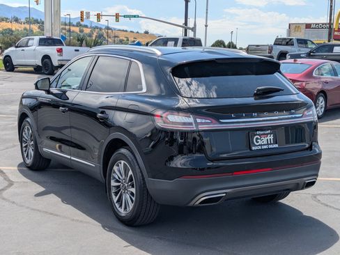 Used 2023 Lincoln Nautilus AWD w/ Premium Package image 5