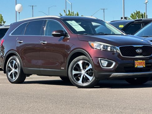 Used 2016 Kia Sorento EX w/ EX Premium Package AWD/4WD image 2