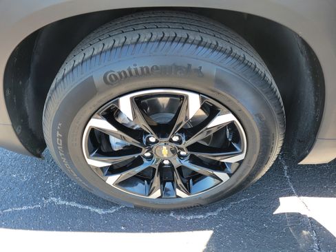 Used 2023 Chevrolet TrailBlazer LT w/ Convenience Package image 32