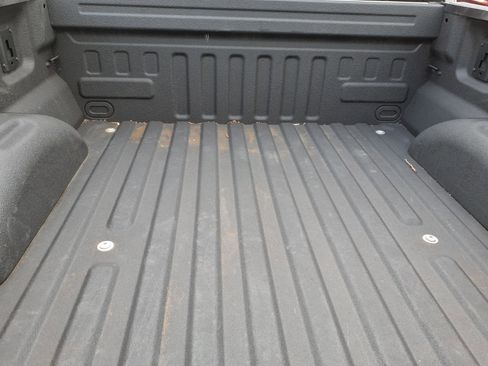 Used 2017 Ford F150 XLT w/ Equipment Group 302A Luxury image 5