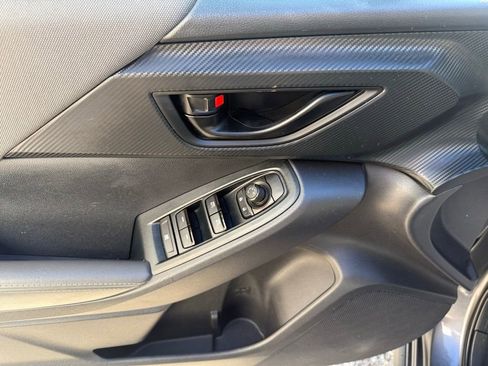 Used 2024 Subaru Crosstrek 2.0i Premium image 12