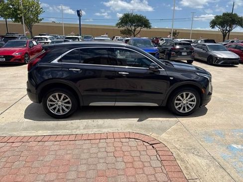 Used 2023 Cadillac XT4 Premium Luxury w/ Cold Weather Package FWD image 7