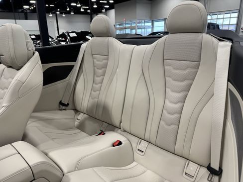 Used 2025 BMW M850i xDrive Convertible image 13