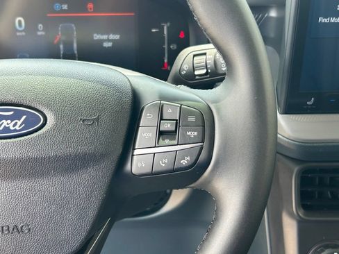 Used 2025 Ford Maverick Lariat w/ Black Appearance Package AWD/4WD image 38