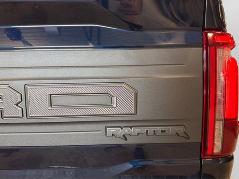 Used 2025 Ford F150 Raptor AWD/4WD image 51