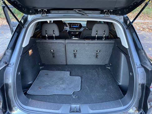 Used 2025 Chevrolet TrailBlazer LT image 27