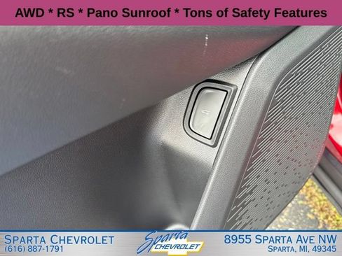 Used 2026 Chevrolet Equinox RS AWD/4WD image 13