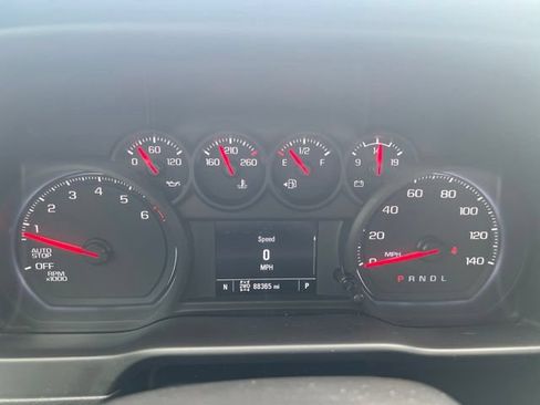 Used 2020 Chevrolet Silverado 1500 Custom w/ Custom Value Package AWD/4WD image 19