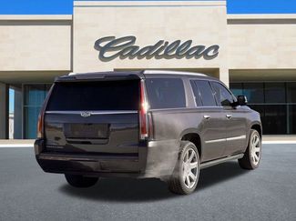Used 2018 Cadillac Escalade ESV Premium Luxury video 3