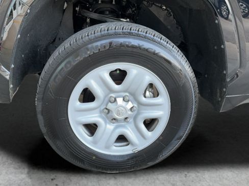 Used 2024 Toyota Tundra SR AWD/4WD image 25